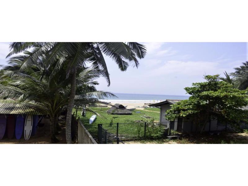 Long Beach Guest House Hikkaduwa Bagian luar foto