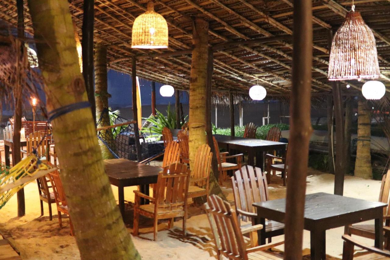 Long Beach Guest House Hikkaduwa Bagian luar foto
